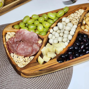 Petisqueira de Madeira Nobre