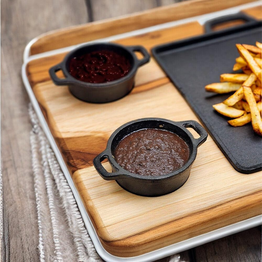 Tábua de Madeira com Chapa de Ferro Fundido e 2 Molheiras